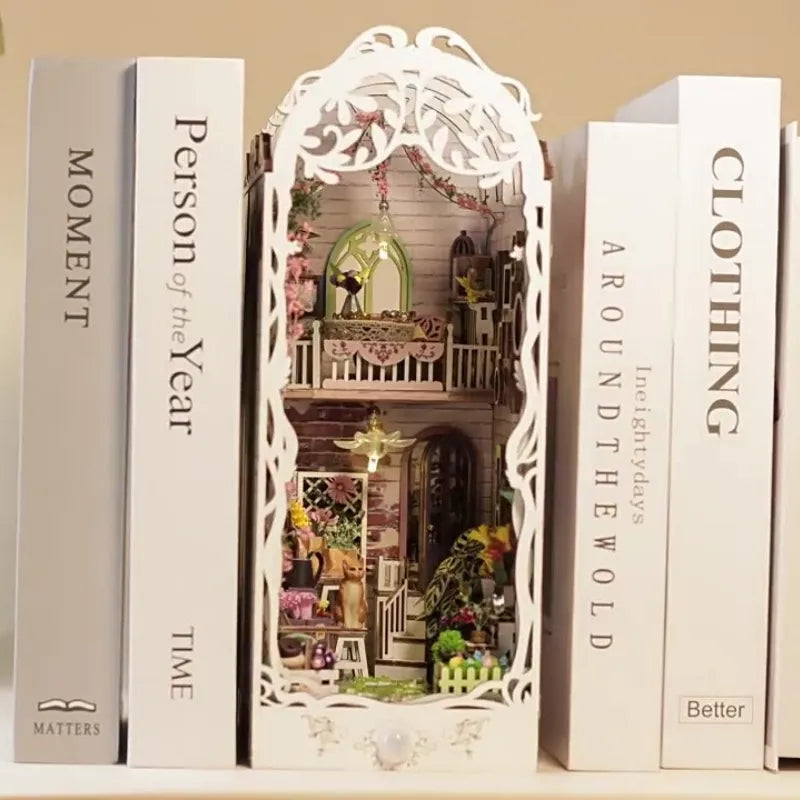 Kit de Book Nook Casa de Flores