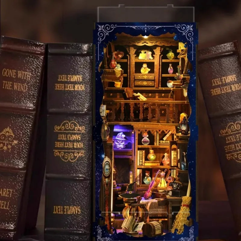 Kit de Book Nook «El estudio mágico»