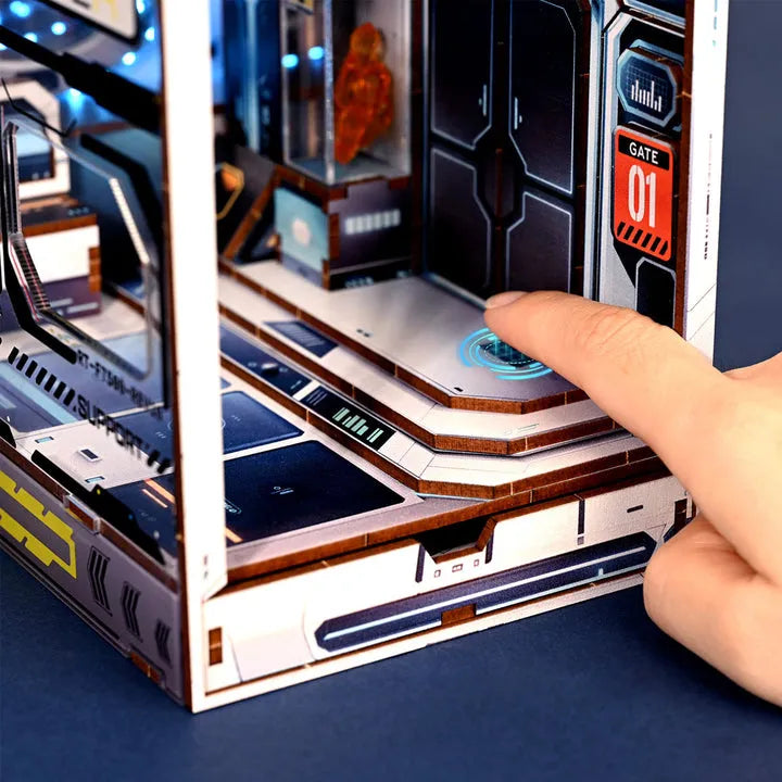 Kit de Book Nook Alien Hub