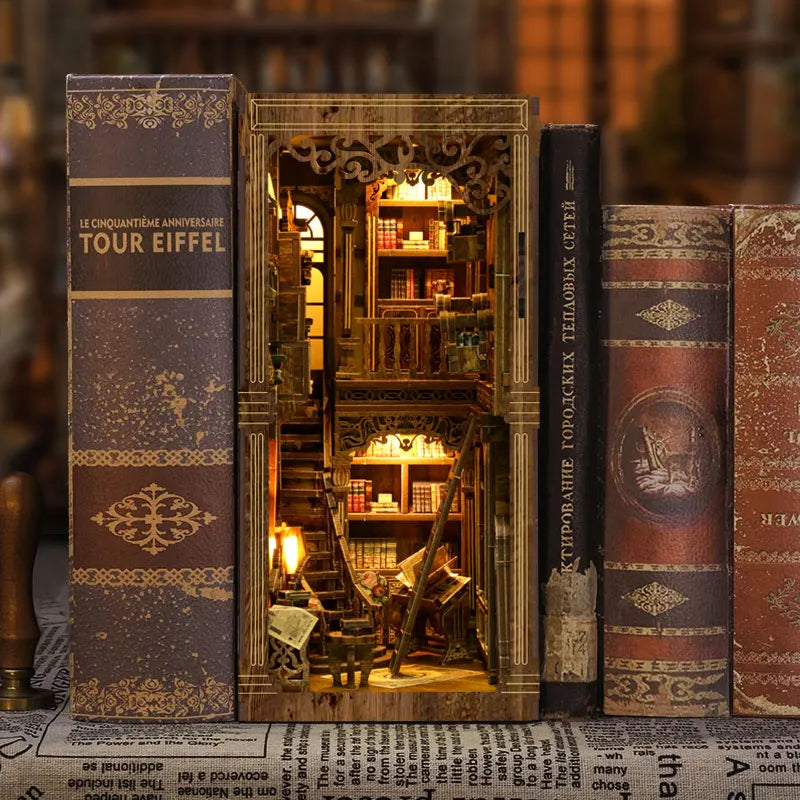 Kit de Book Nook de Biblioteca de Libros Antiguos