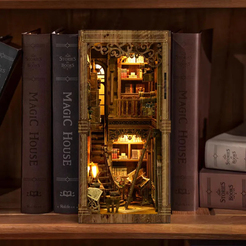 Kit de Book Nook de Biblioteca de Libros Antiguos