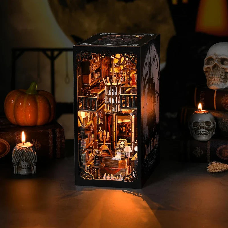 Kit de Book Nook Dark Family
