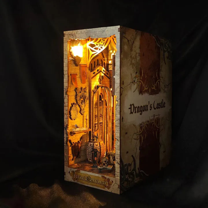 Kit de Book Nook Castillo del Dragón
