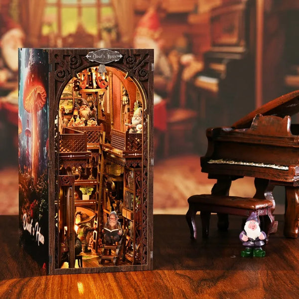 Kit de Book Nook Casa del Enanito