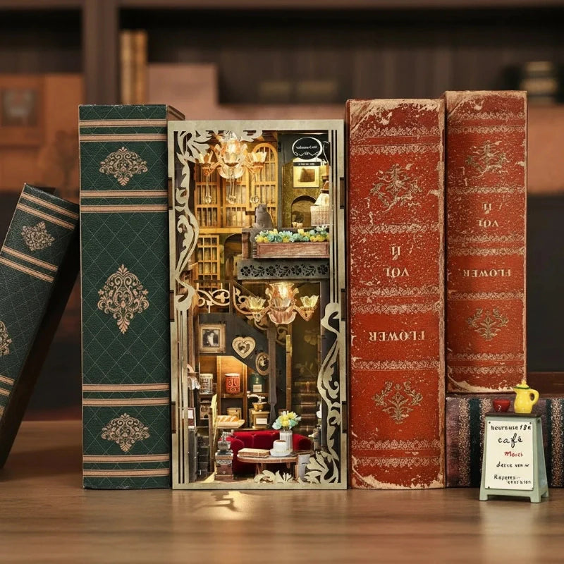 Kit de Book Nook «Cafetería de las cuatro estaciones»