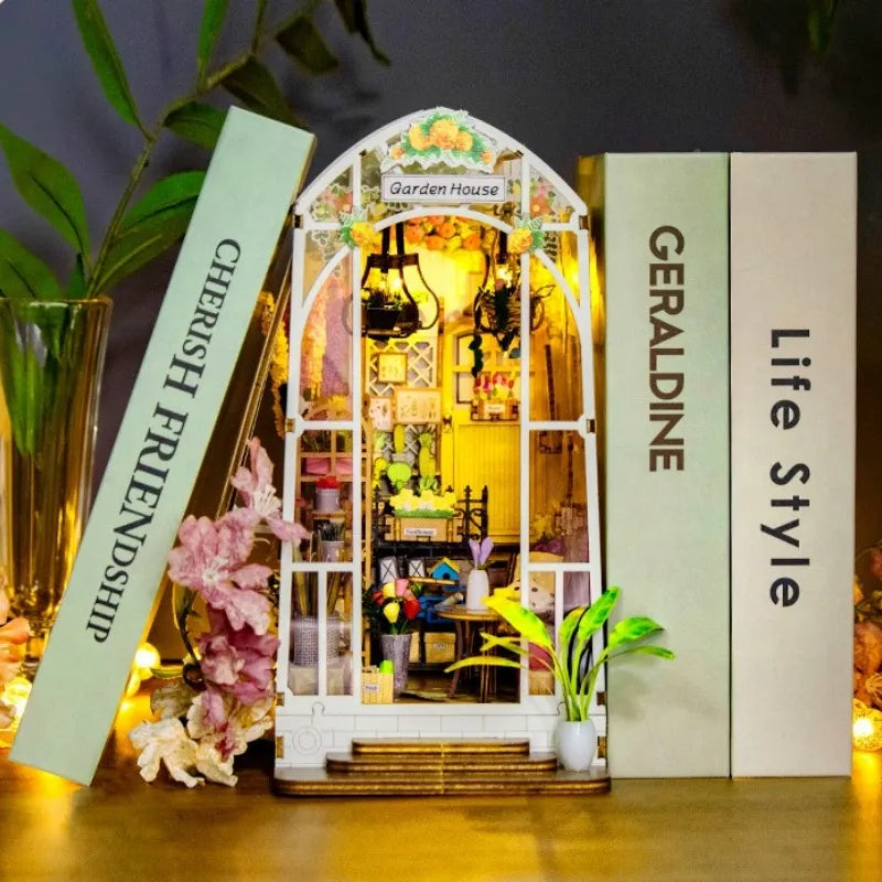 Book Nook - Casa jardín