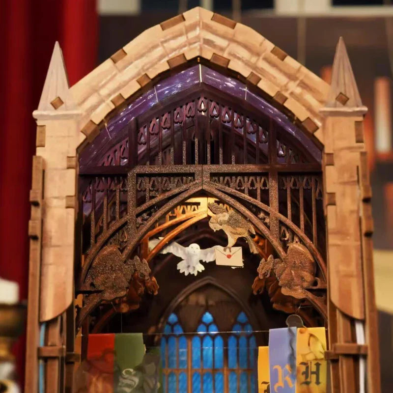 Kit de Book Nook del Gran Comedor de Hogwarts de Harry Potter