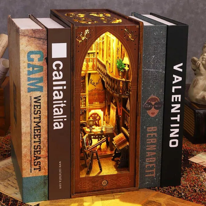 Kit de Book Nook «Biblioteca de libros»