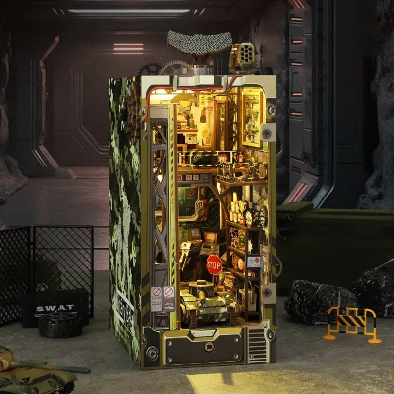 Book Nook - Base Militar