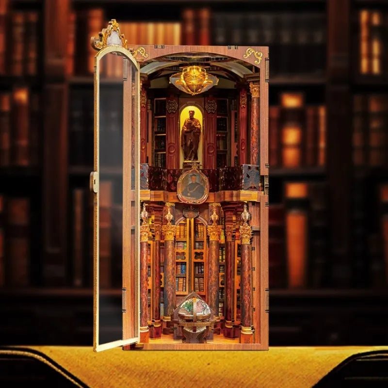 Book Nook - Biblioteca del Monasterio