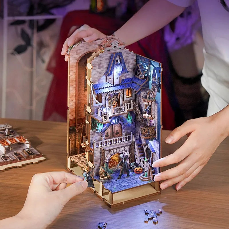 Kit de Book Nook Carnaval de Monstruos