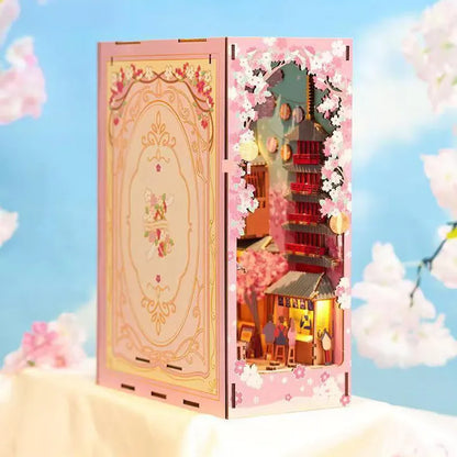 Book Nook - Bazar Sakura