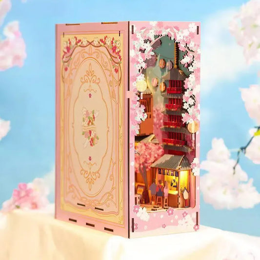 Book Nook - Bazar Sakura