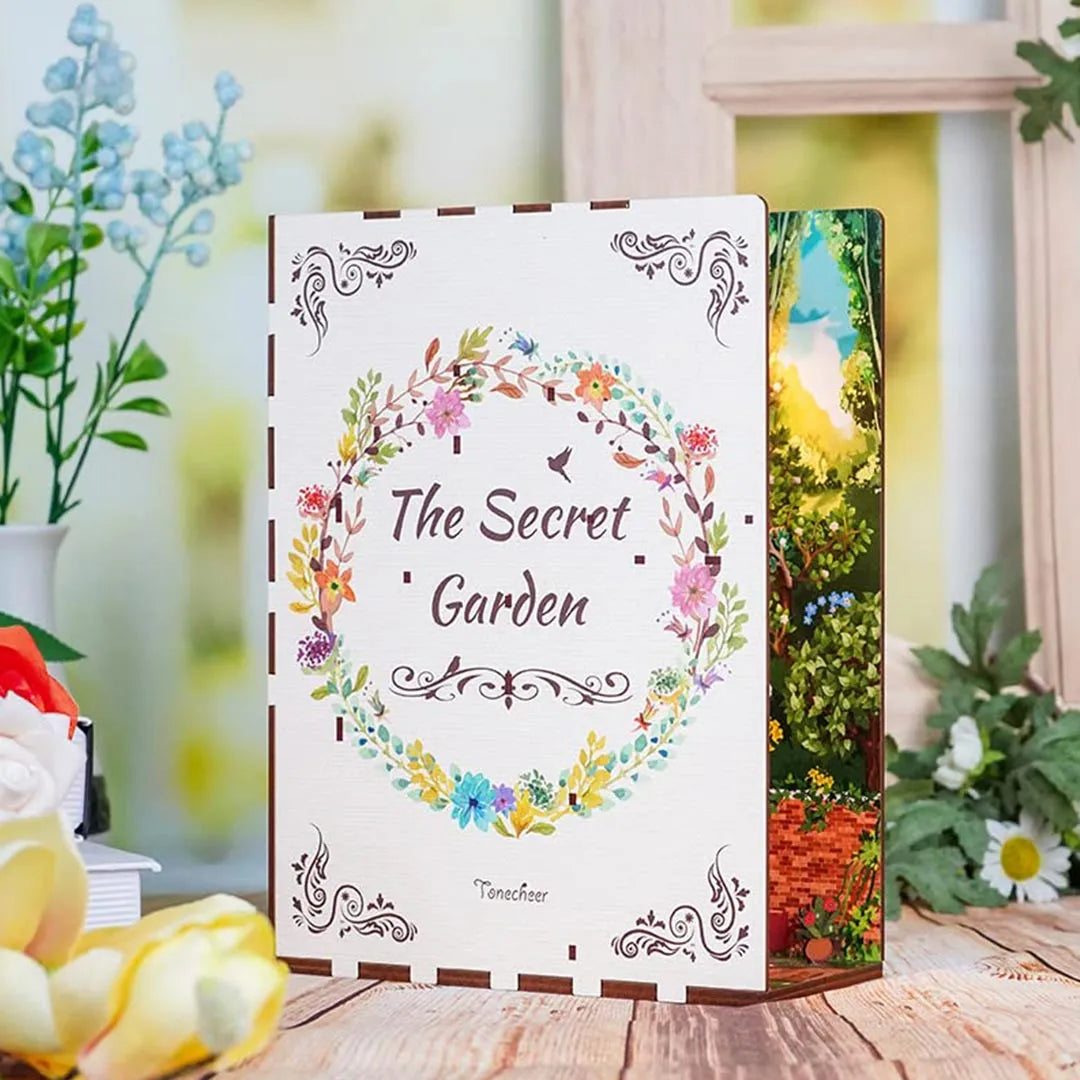 Book Nook - El Jardín Secreto