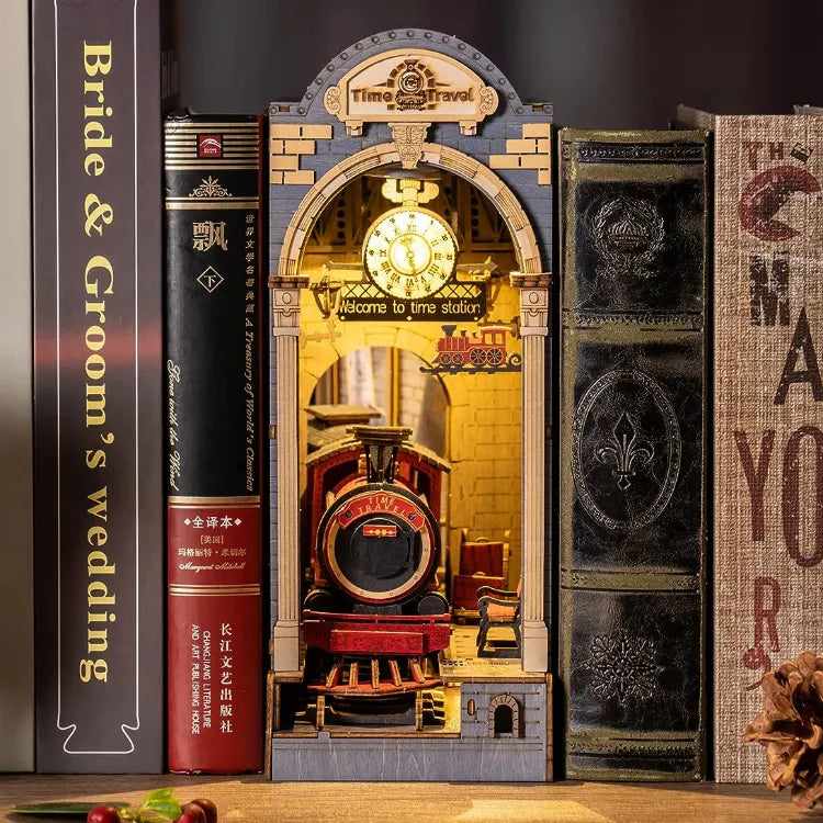 Kit de Book Nook de Viajes en el Tiempo